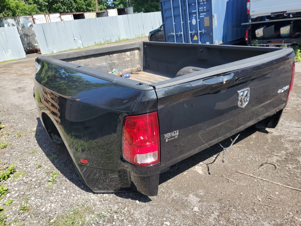009–2022 Dodge Ram 3500 Dually Bed
