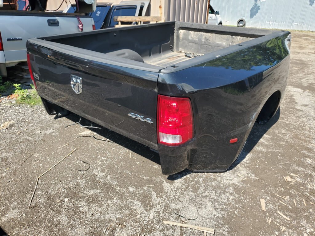 009–2022 Dodge Ram 3500 Dually Bed
